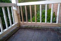 Holzsanierung historisches Geländer