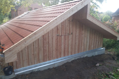 Carport mit Sectionaltor (Rückseite)