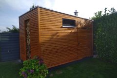 Gartenhaus mit Brennholzlager