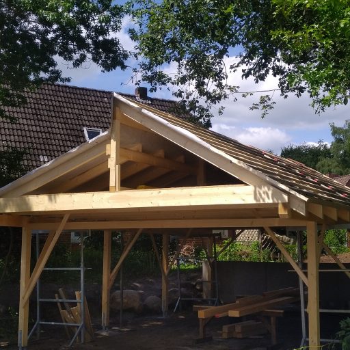 carport-rohbau-holzstaender-pultdach-kiel-zimmerei